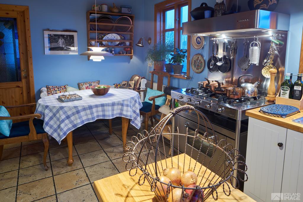 Guesthouse Heba Stokkseyri ภายนอก รูปภาพ