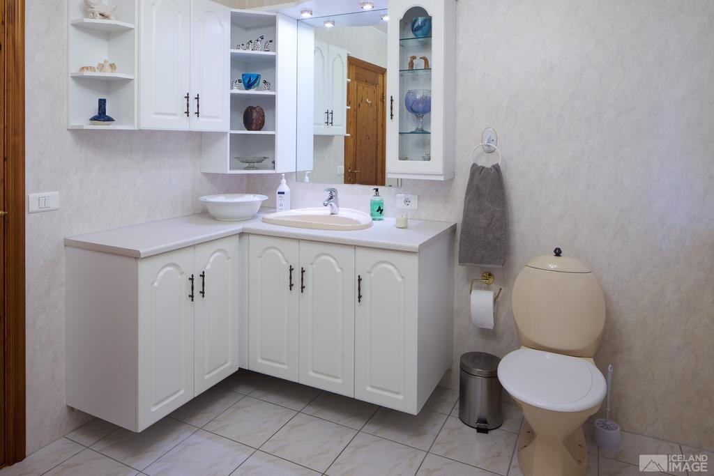 Guesthouse Heba Stokkseyri ภายนอก รูปภาพ