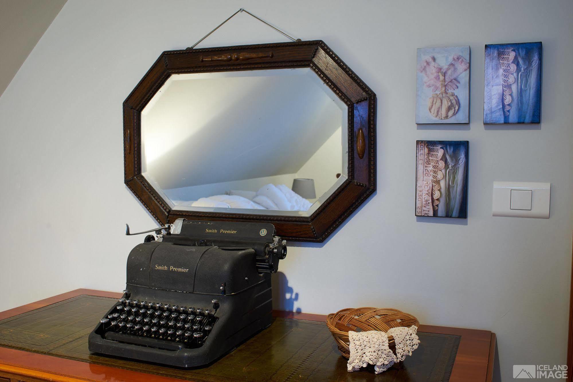 Guesthouse Heba Stokkseyri ภายนอก รูปภาพ