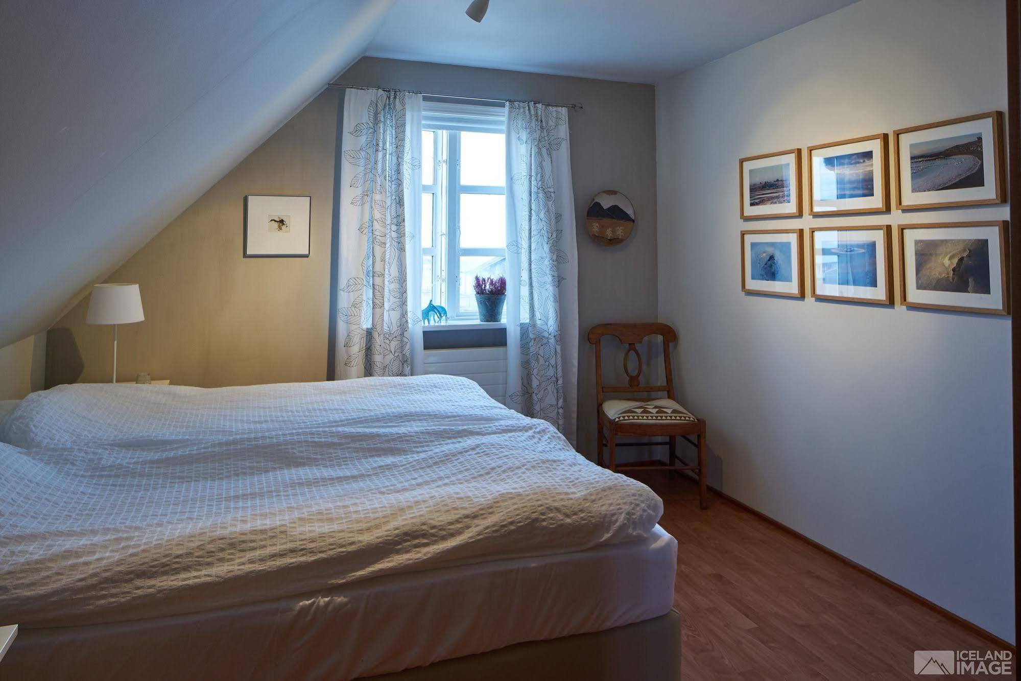 Guesthouse Heba Stokkseyri ภายนอก รูปภาพ