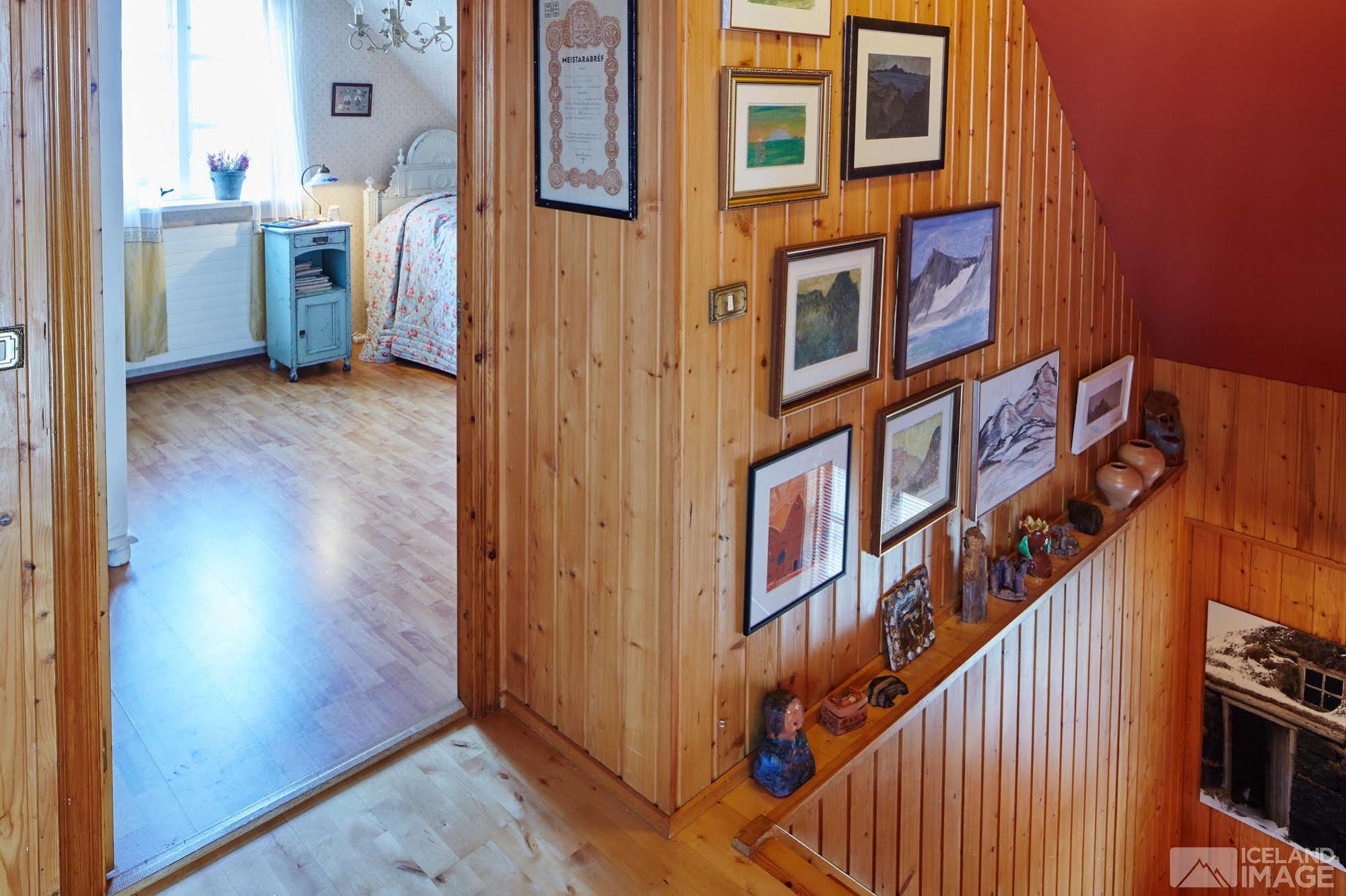 Guesthouse Heba Stokkseyri ภายนอก รูปภาพ