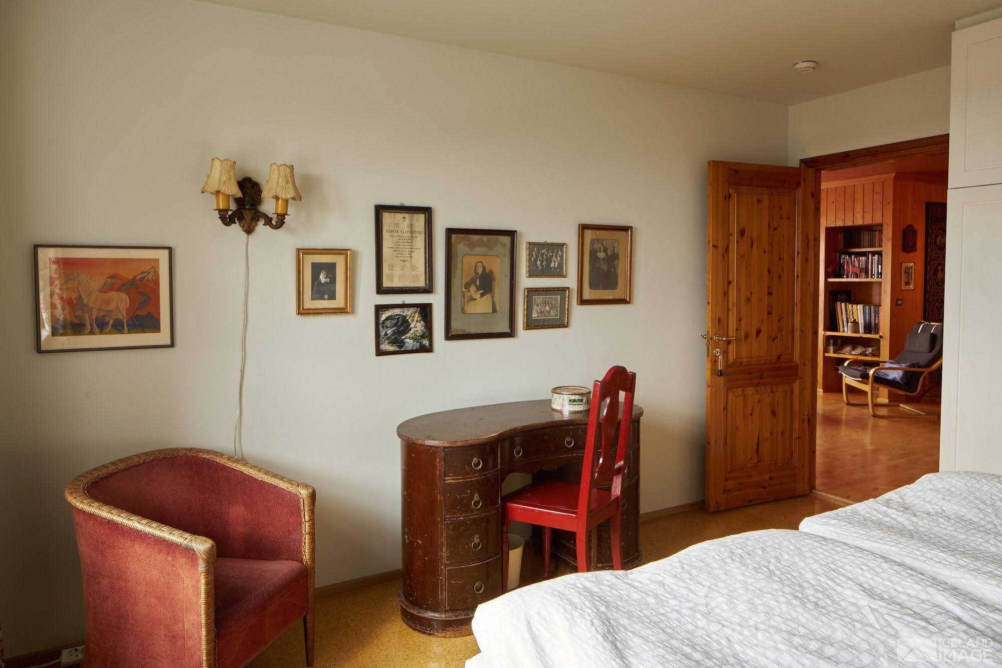 Guesthouse Heba Stokkseyri ภายนอก รูปภาพ